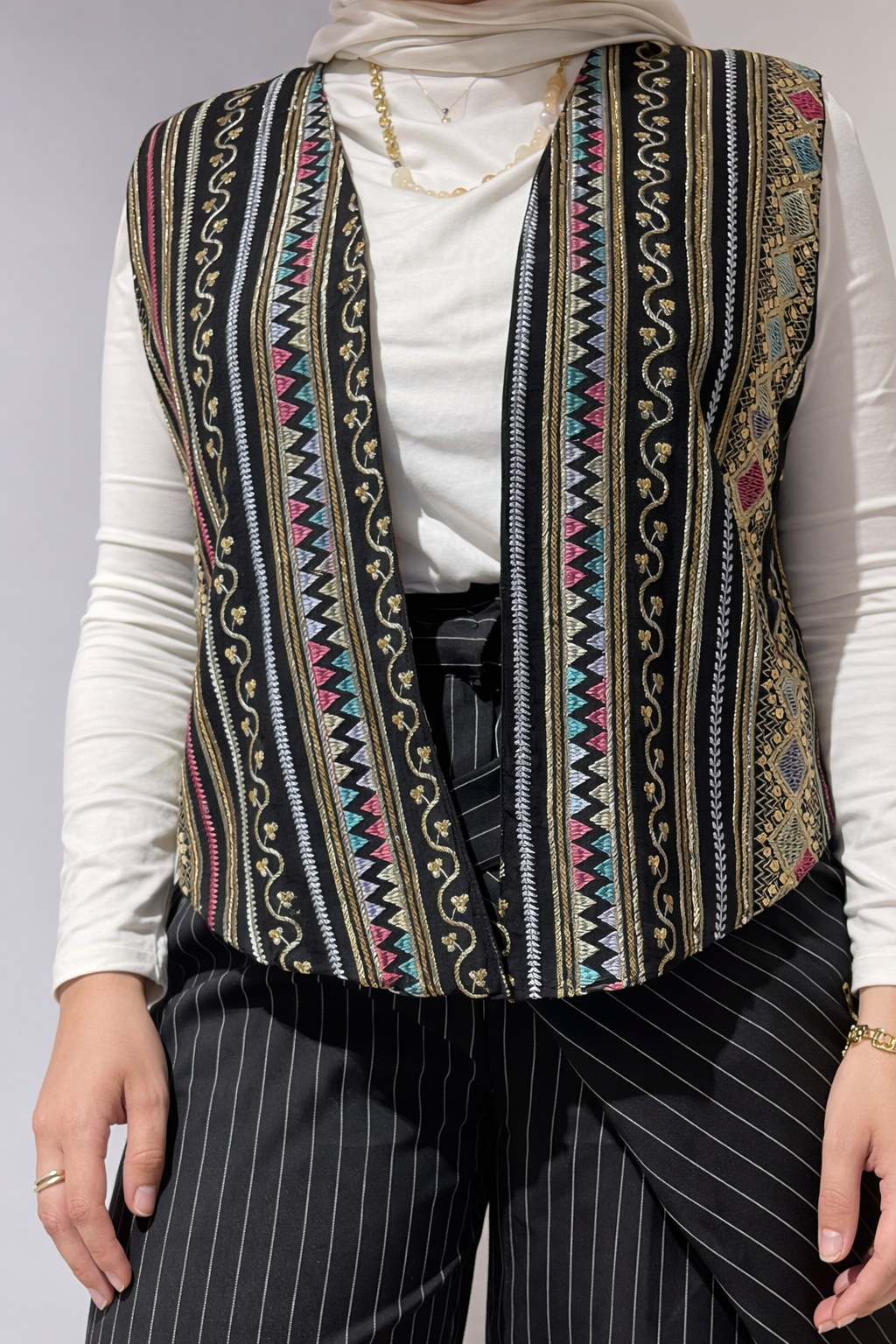 Moana Vest - Black