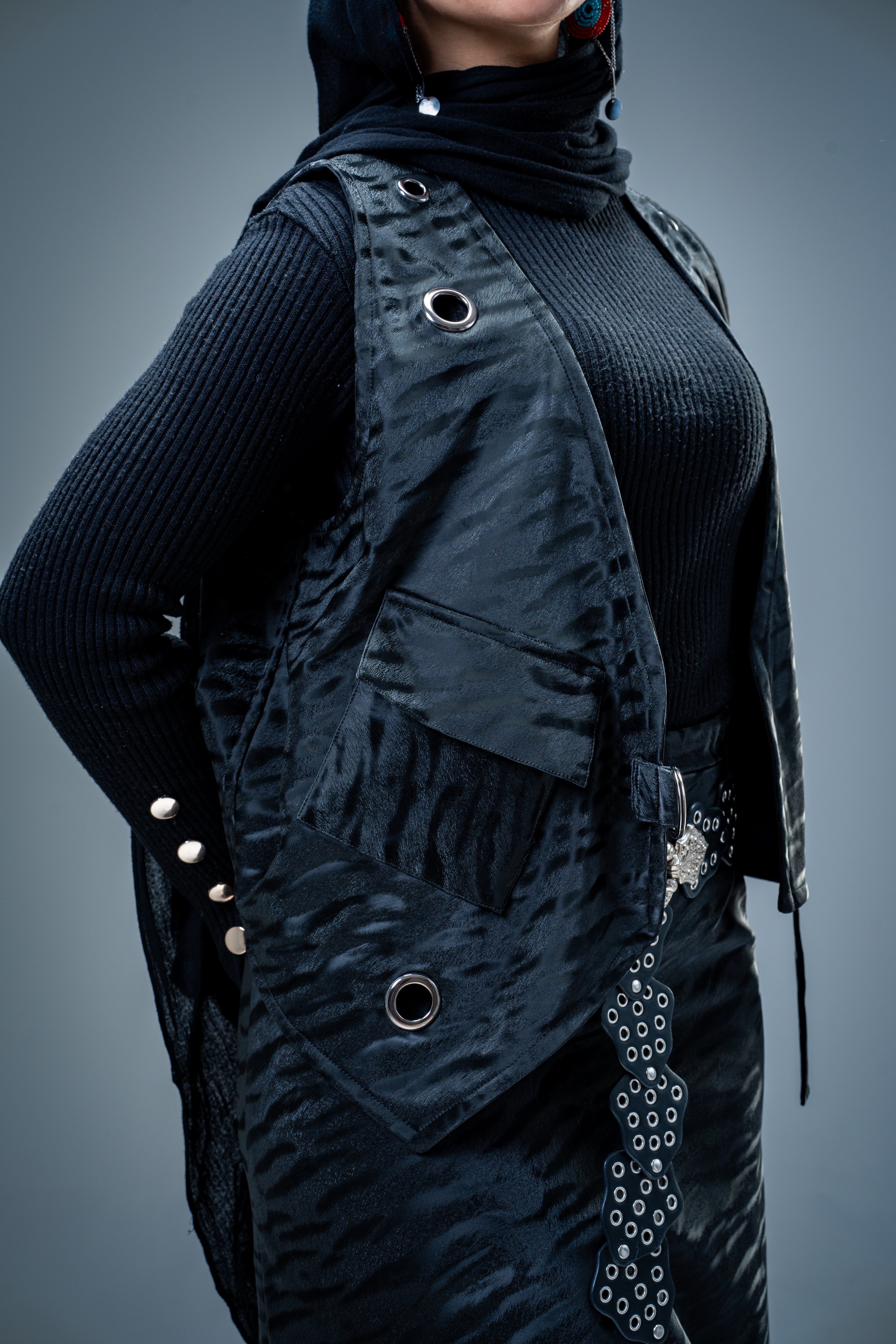 Eyelet Edge vest