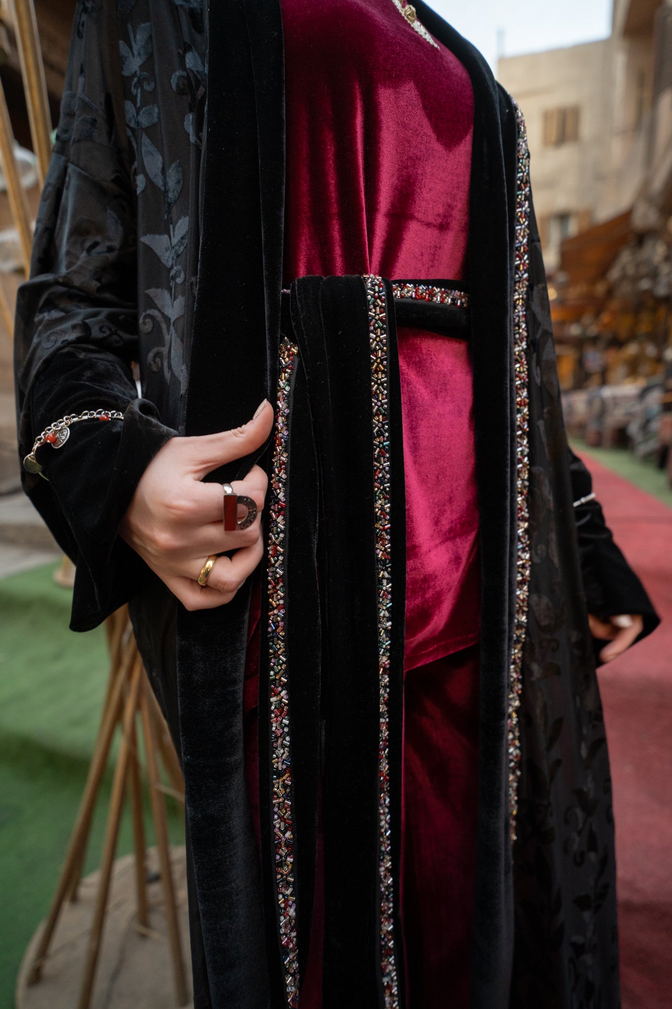 يا مساء الجمال - لون أسود