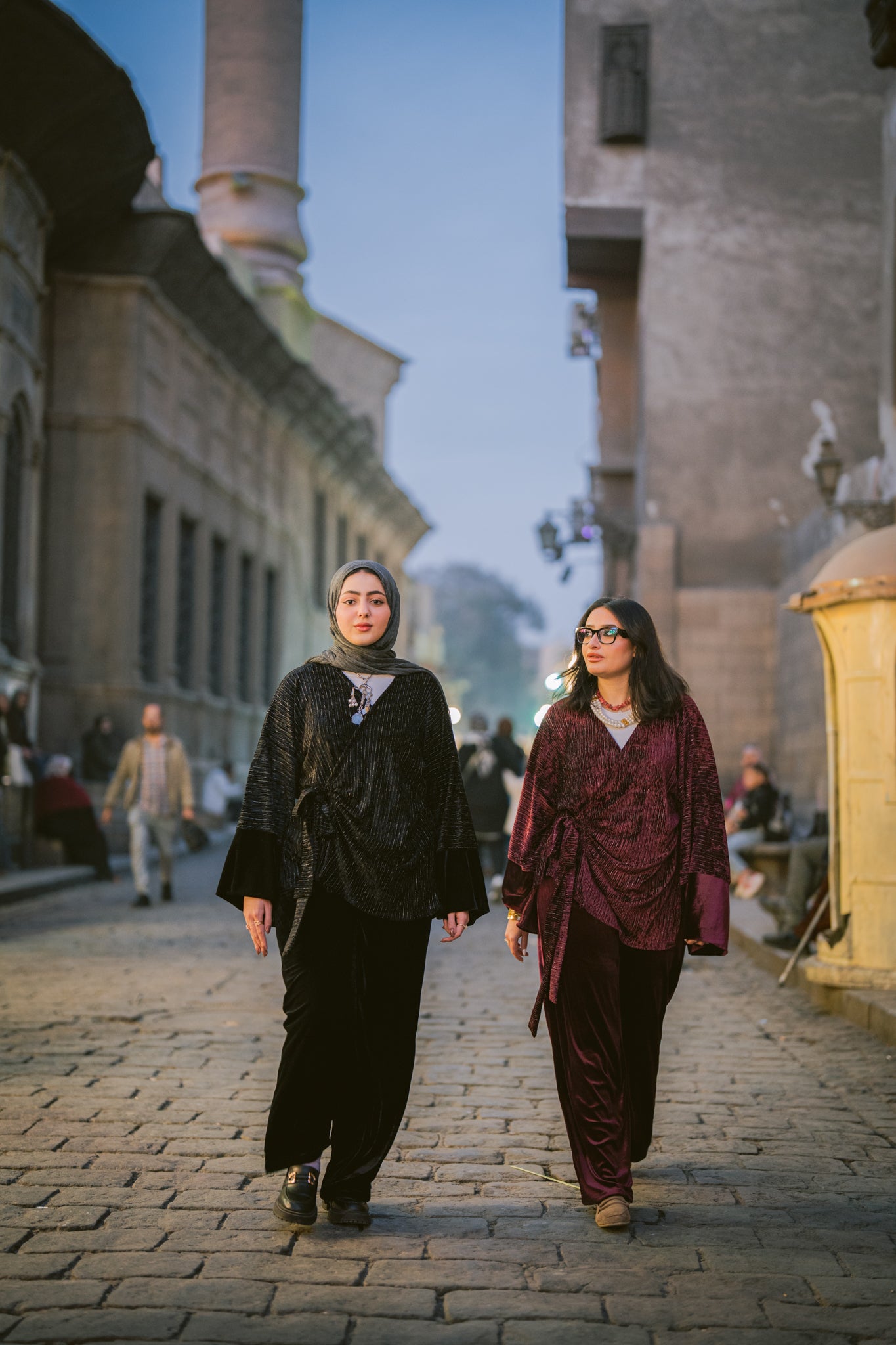 قعدة مزاج - لون برجاندي