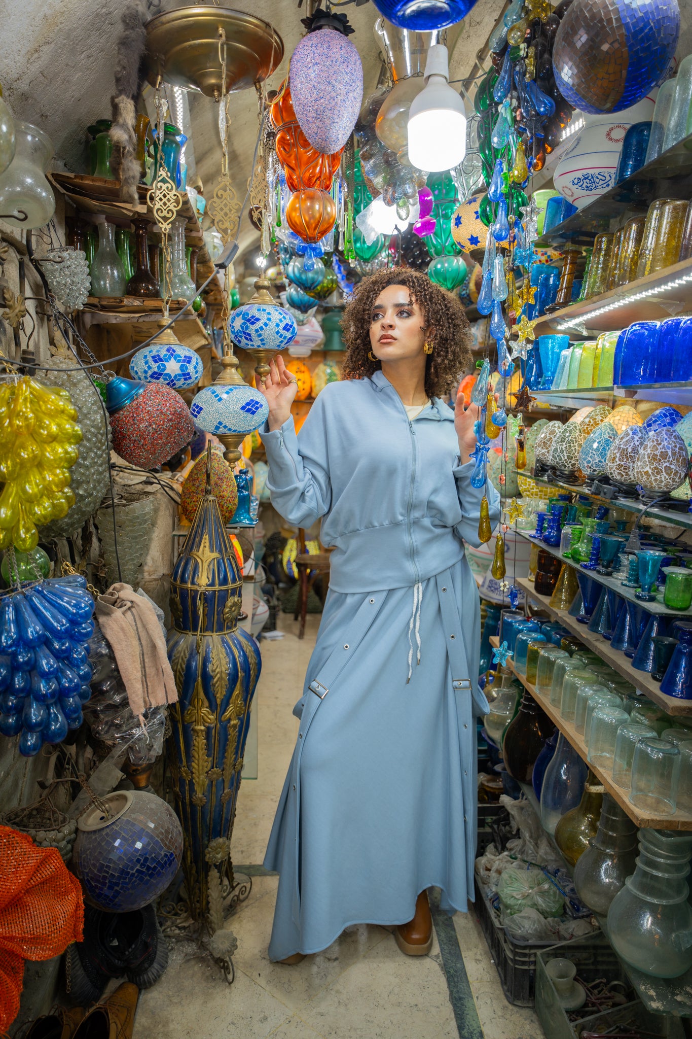 وَنَس - لون أزرق فاتح