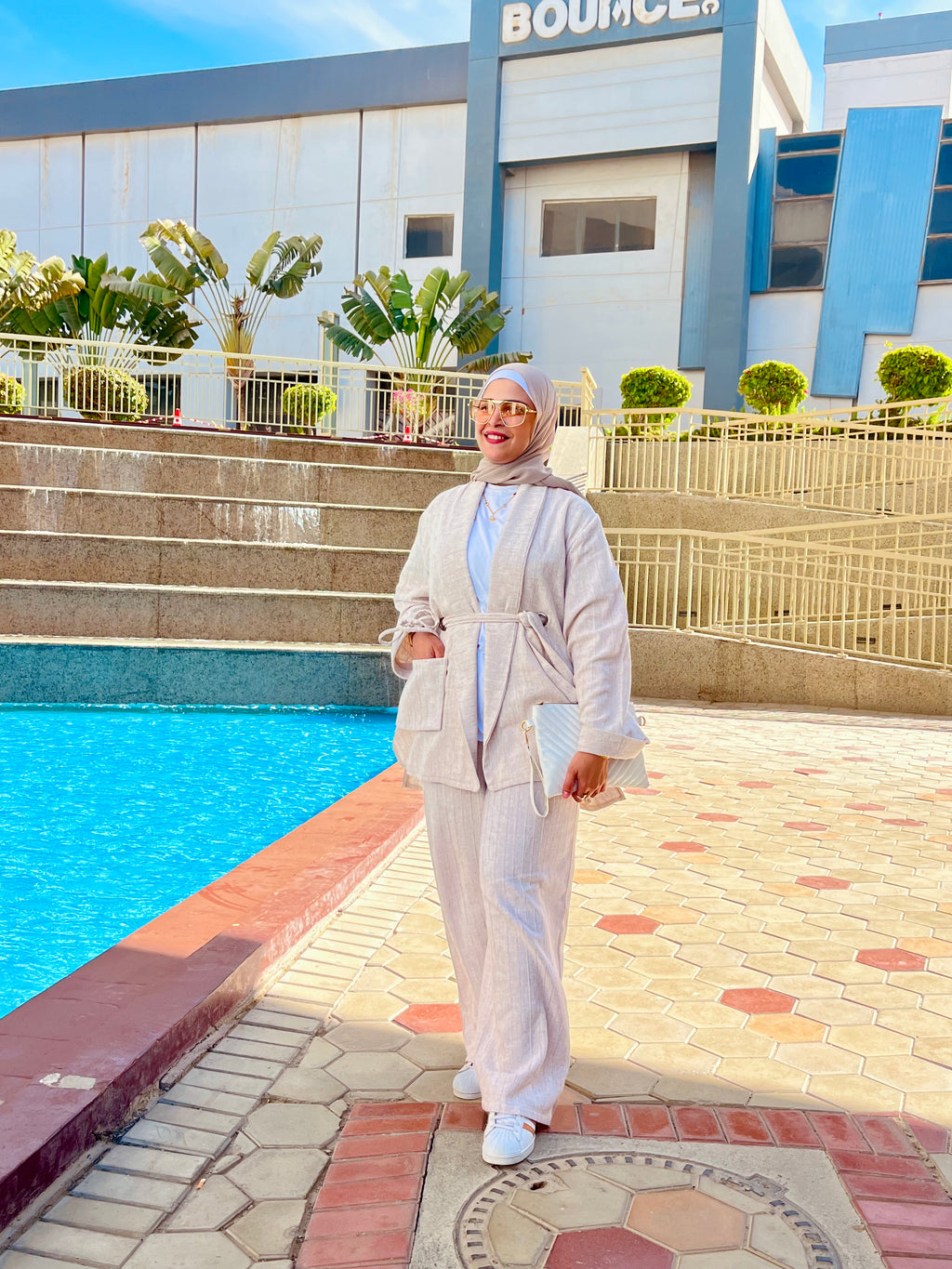 Linen striped cool suit